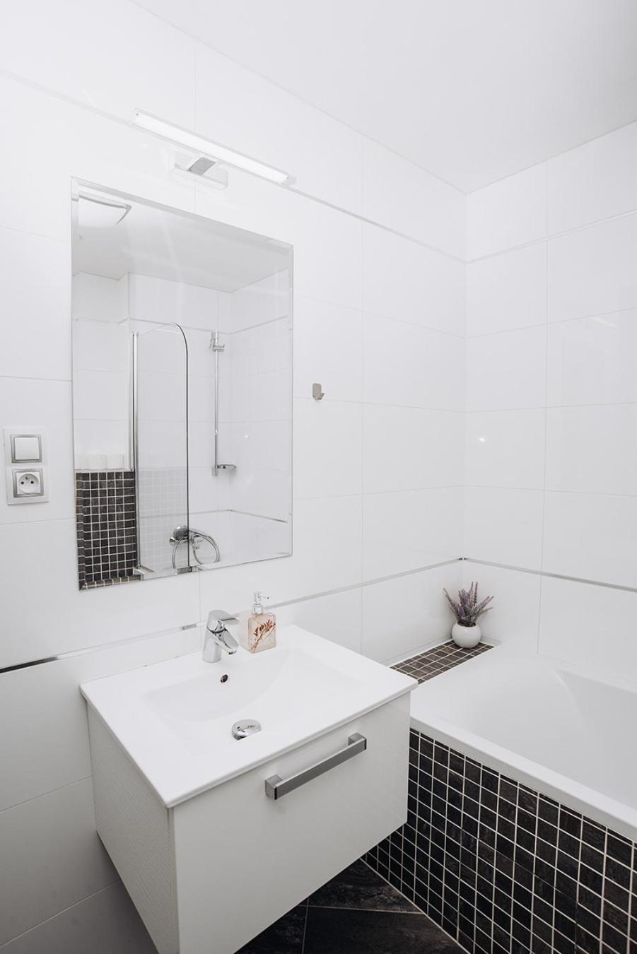 Apartament Garden Towers Praga Zewnętrze zdjęcie