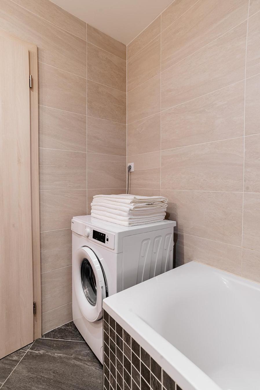 Apartament Garden Towers Praga Zewnętrze zdjęcie